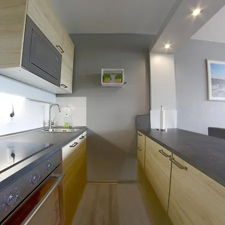 Apartment 478